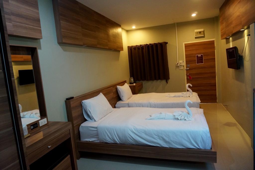 Hotel The Rhea Udon Thani Exterior foto